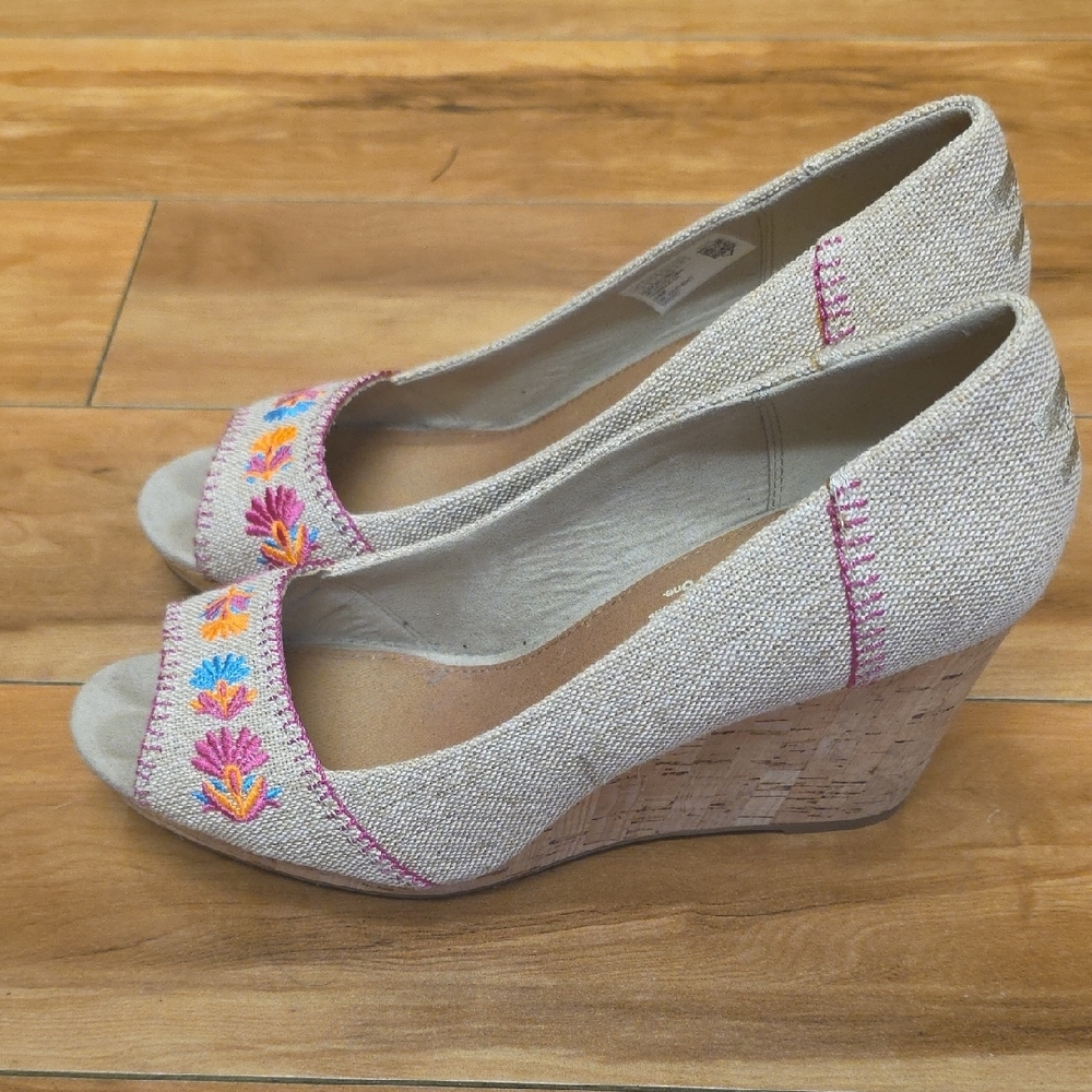Toms Size 9 Stella Natural Burlap Embroidery Wedge Peep Toe Sandals - Picture 4 of 16